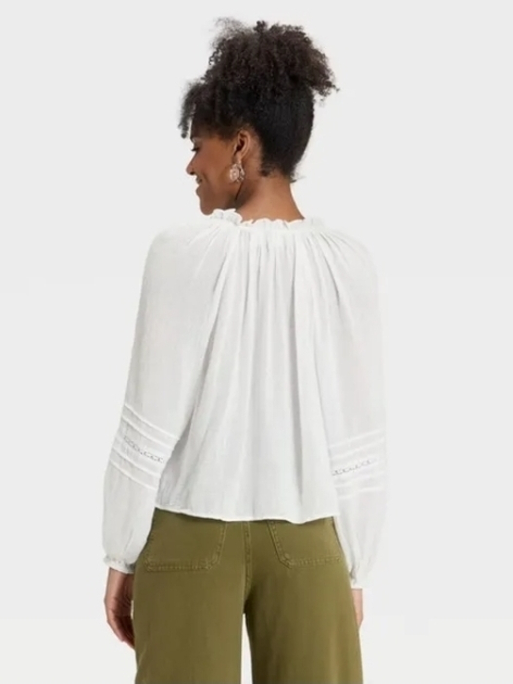 Universal Thread White Ruffle Peasant Blouse - Picture 2 of 8